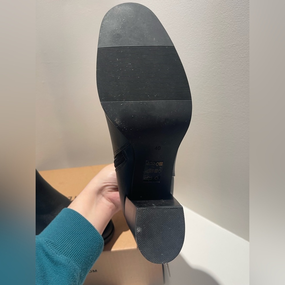 In Box Ankle Boots - Picture 3 of 4